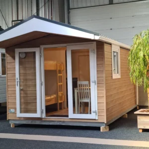 PEQUEÑA CASA MÓVIL DE 15 M2